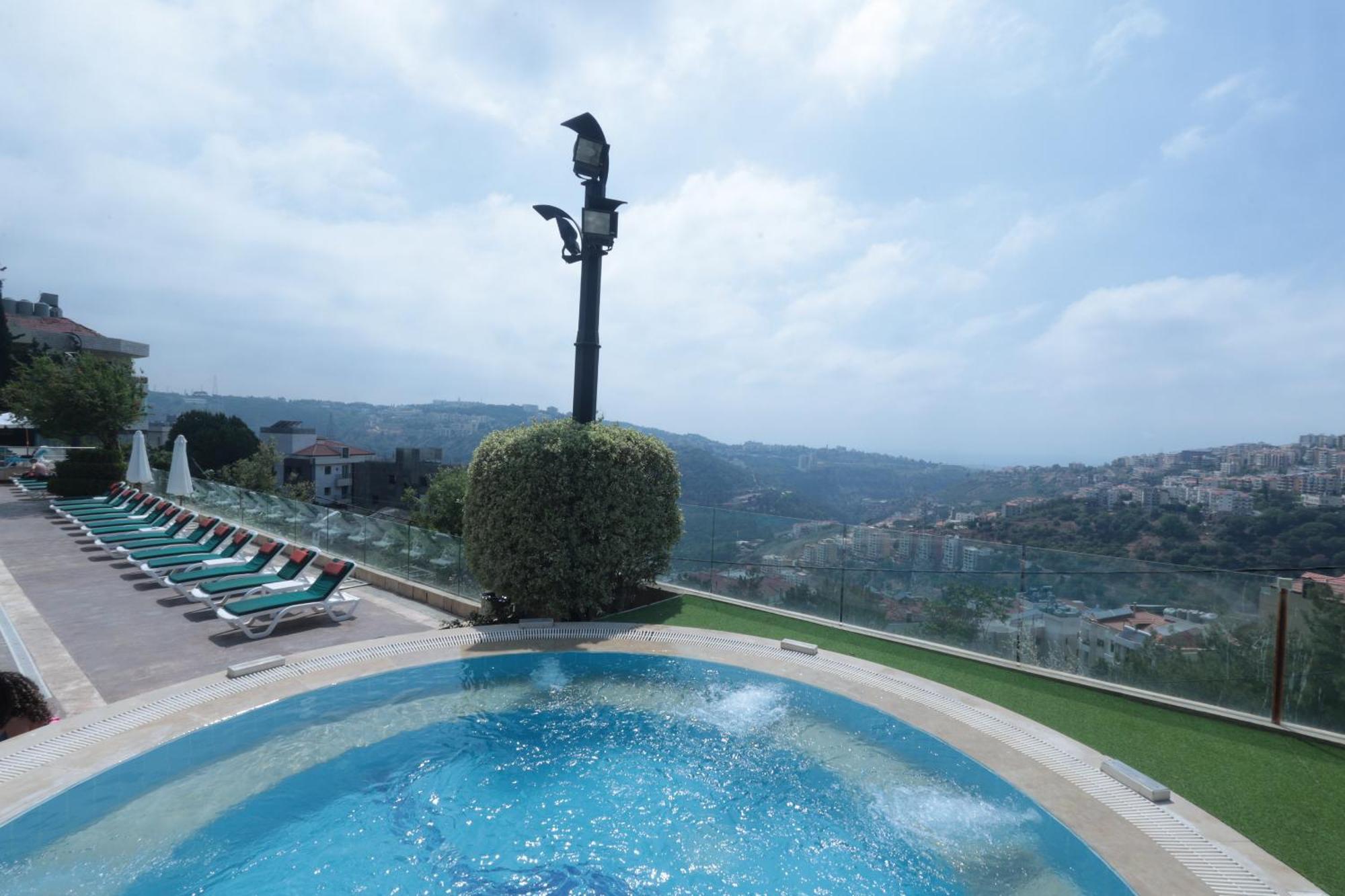 Monteverde Hotel Баит-Мири Экстерьер фото