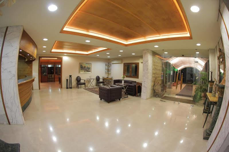 Monteverde Hotel Баит-Мири Экстерьер фото